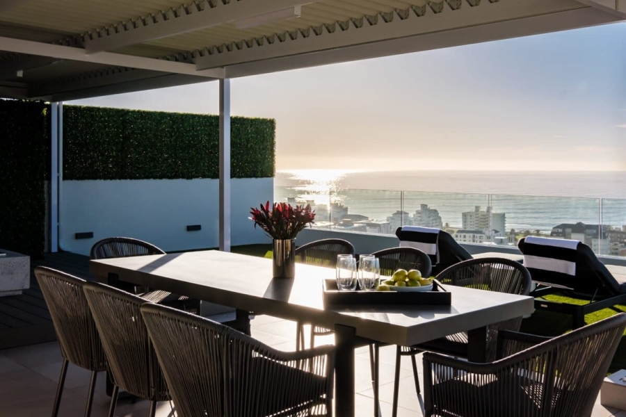 To Let 3 Bedroom Property for Rent in Sea Point Western Cape